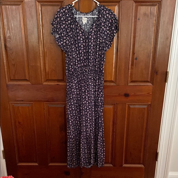Destination 365 Navy Floral Flutter Sleeve Maxi Dress - Picture 1 of 16